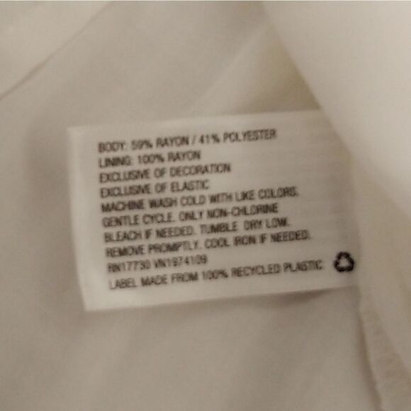 New Knox Rose Lightweight Dress - Picture 5 of 6